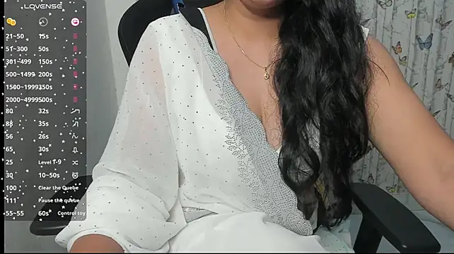 Smiley_Riya stripchat live cam model