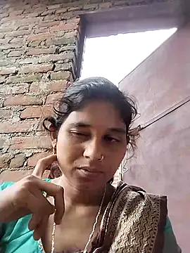 Jaanvi_Love143 stripchat live cam model