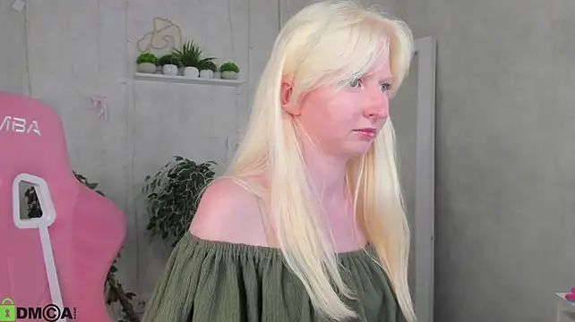 Marin_Blair stripchat live cam model