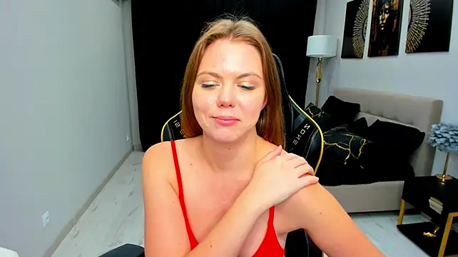 Strawberrye stripchat live cam model