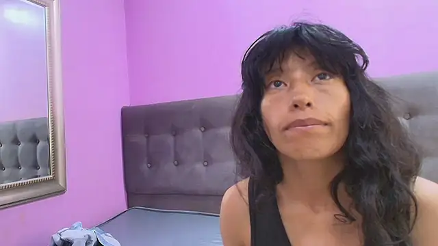 karolinee_66_ stripchat live cam model