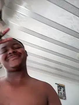 DaddyMyles stripchat live cam model