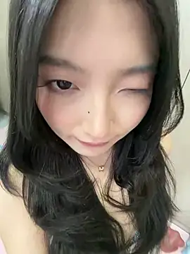 Paopao- stripchat live cam model