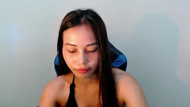 Yumi_sugar stripchat live cam model