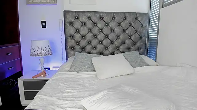 GiselleNoahX stripchat live cam model