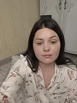 LunaSkyGlow stripchat live cam model