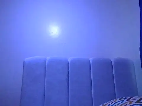 KissMeCoco stripchat live cam model