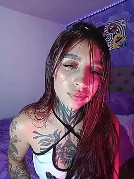 Rouxx_1 stripchat live cam model