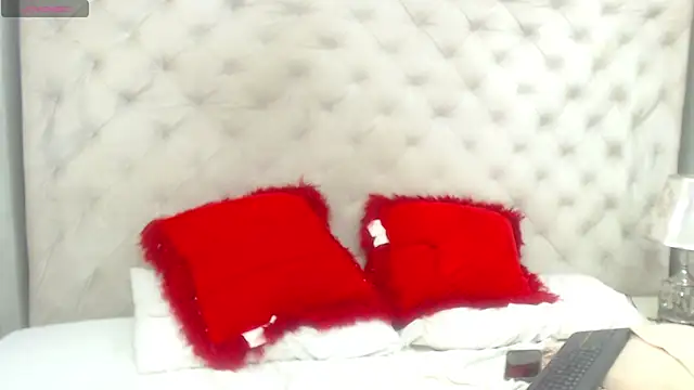 DaniStuart stripchat live cam model