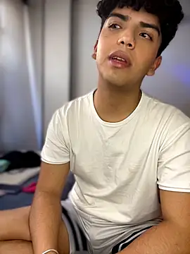 Kairoo_ stripchat live cam model