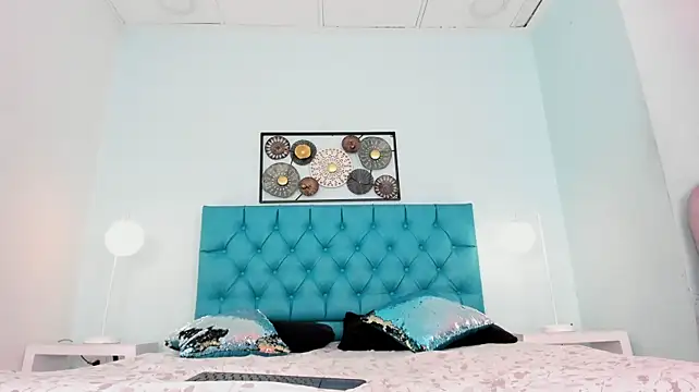 Melissaa_bloom stripchat live cam model