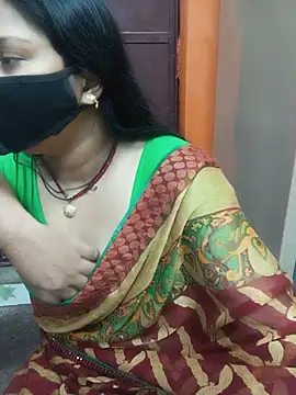 Manjudear stripchat live cam model