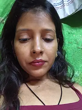Gud_girl_Nilu stripchat live cam model
