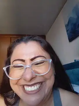EmmaJhomson stripchat live cam model