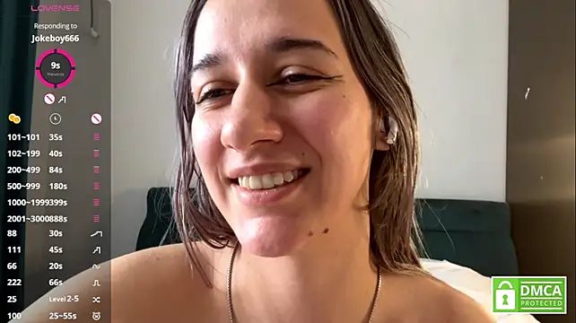 MaryBennetts stripchat live cam model