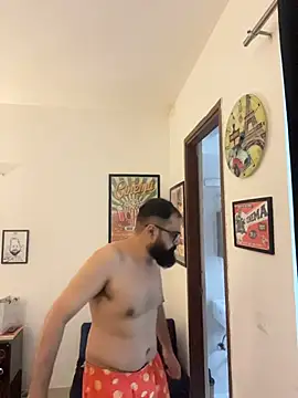 ThatBeardDude stripchat live cam model