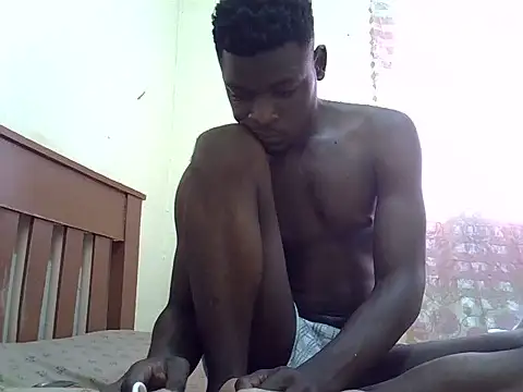 Remmy4 stripchat live cam model