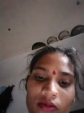Ishani_sharmaa stripchat live cam model
