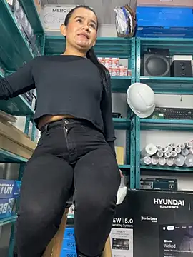 Nicooll_07 stripchat live cam model
