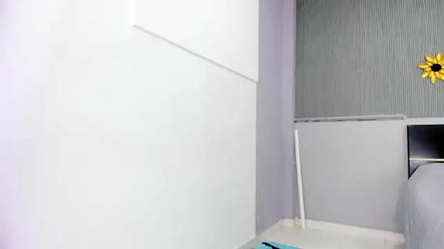 MichelSmiith stripchat live cam model