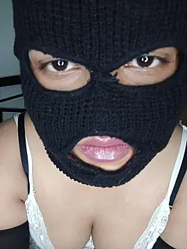 akeli7 stripchat live cam model