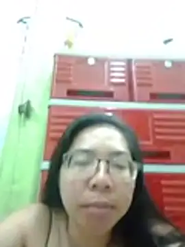 Horny_gelyn stripchat live cam model