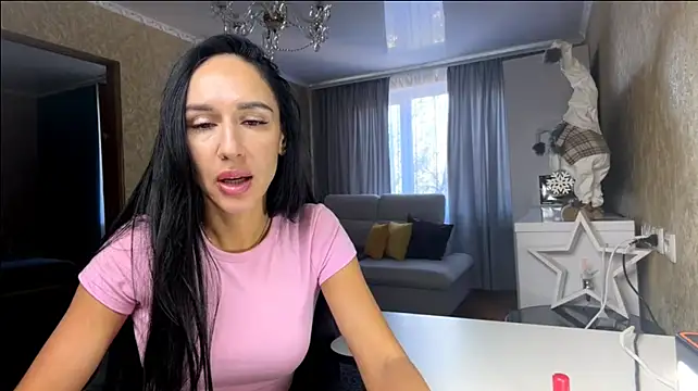 RinAurea stripchat live cam model