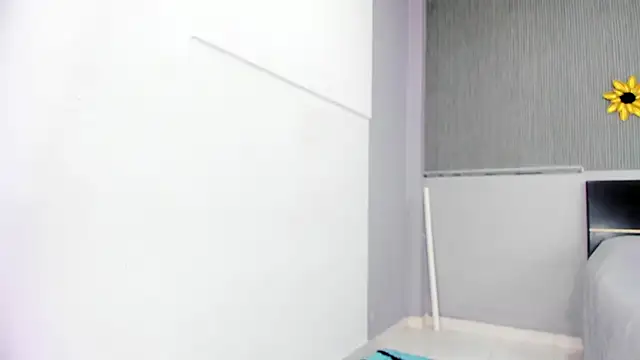 MichelSmiith stripchat live cam model