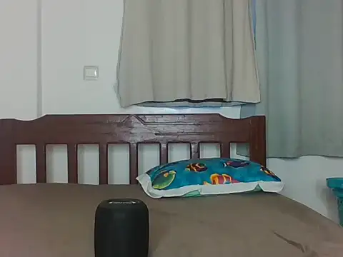 kenyan_curvy stripchat live cam model