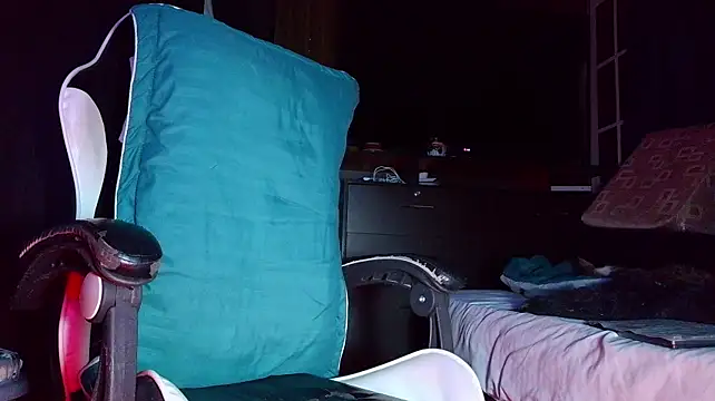 the_dog_lian stripchat live cam model