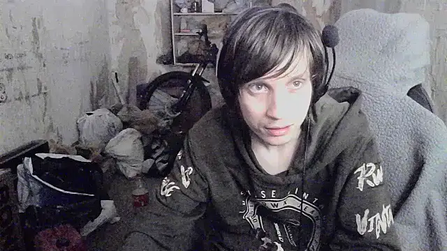 makarov1993 stripchat live cam model