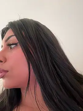 sweetAli_ stripchat live cam model