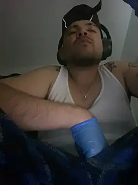 GusanoDelicioso stripchat live cam model