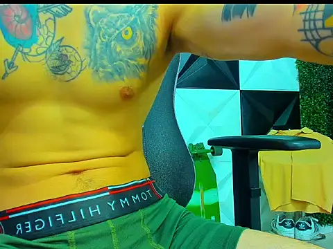 Boy_tatto77 stripchat live cam model