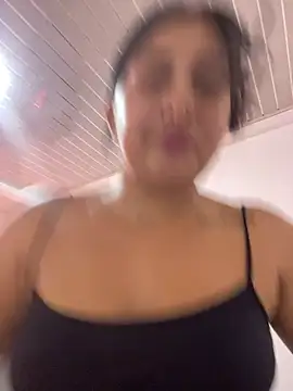 velahot14 stripchat live cam model