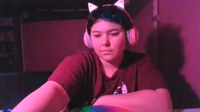 dramaticdumpsterfire stripchat live cam model