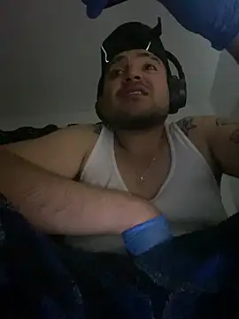 GusanoDelicioso stripchat live cam model