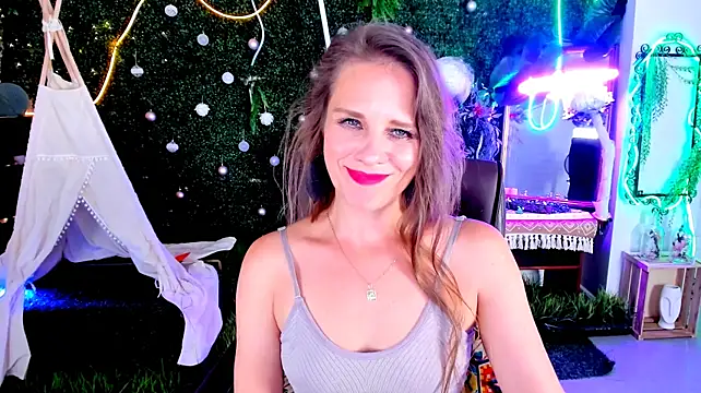 EmiliaBedy stripchat live cam model