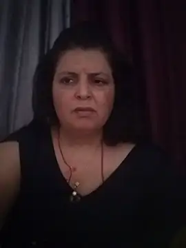 Jann_Riya333 stripchat live cam model