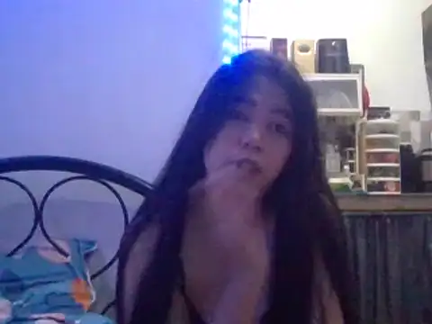Asianhotskinny stripchat live cam model