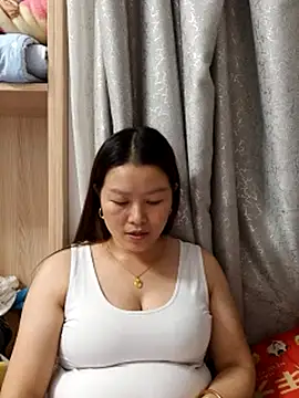 Jennie_dogy stripchat live cam model