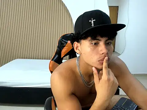 marcus_dick___ stripchat live cam model