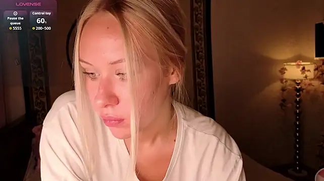 pureeangel stripchat live cam model