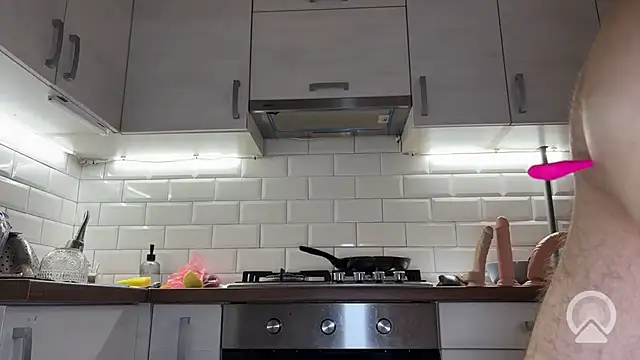 RafaeloTN stripchat live cam model