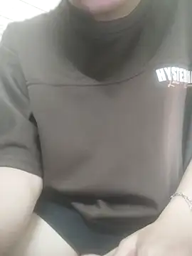 Tym-cute stripchat live cam model