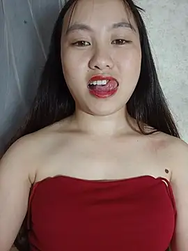 Cherry-squirtt stripchat live cam model