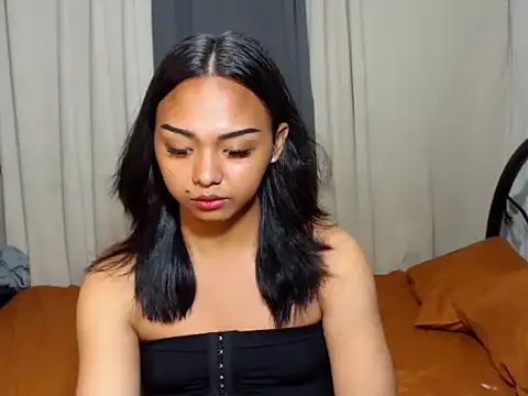 Naughty_Samara stripchat live cam model