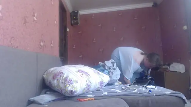 CharleyReidy stripchat live cam model