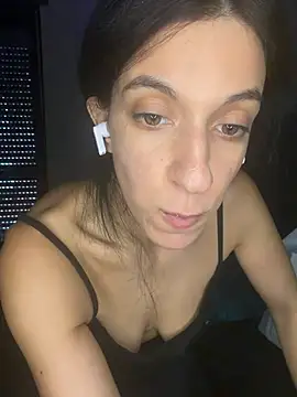 Chiocciola11 stripchat live cam model