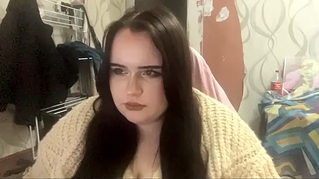 EmiliaBackup stripchat live cam model